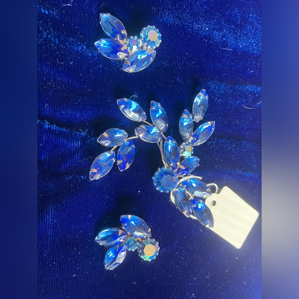 Vintage Blue Stone Brooch & Clip Earring Set